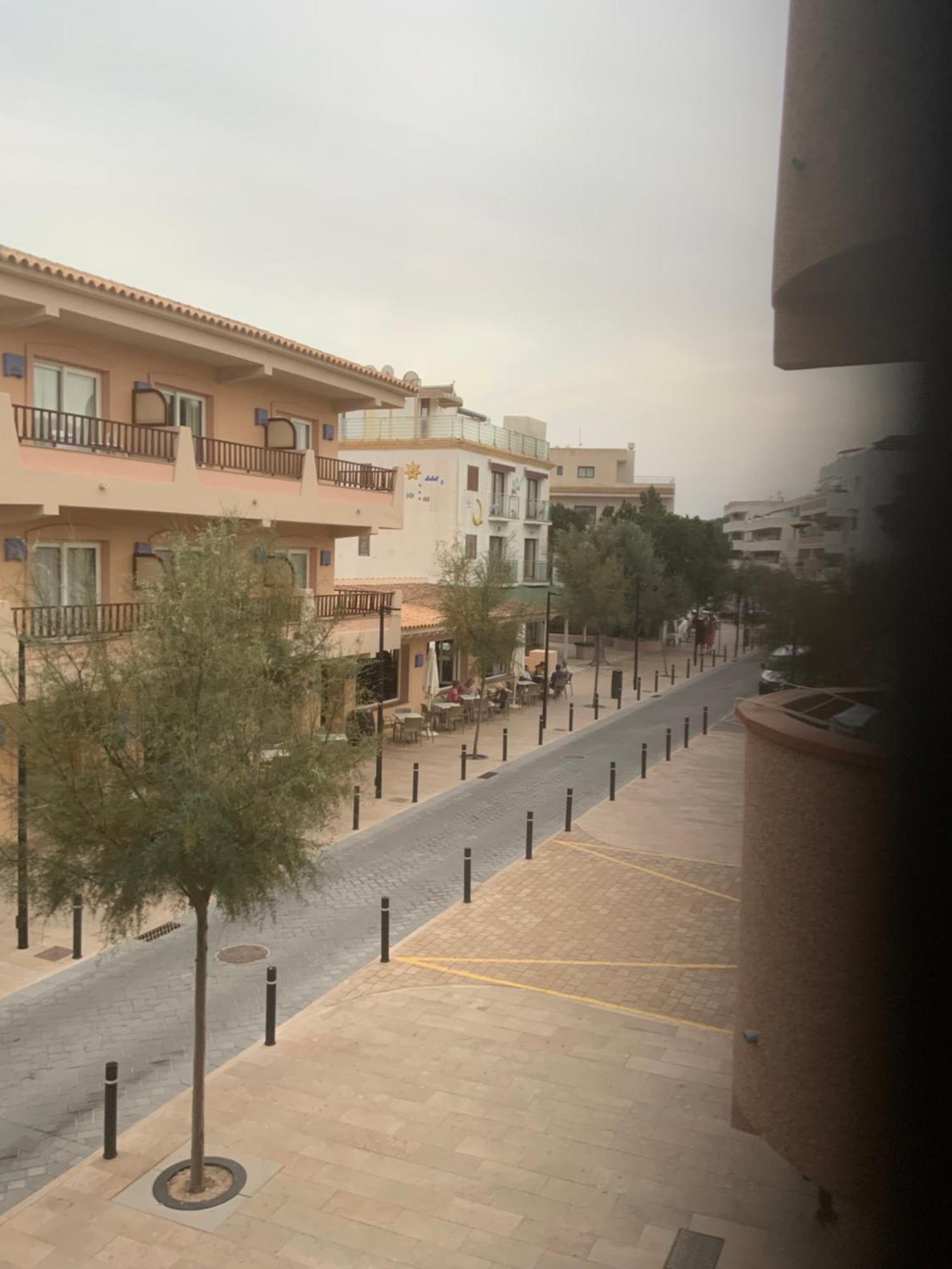 דירות Es Pujols Vista Mare מראה חיצוני תמונה